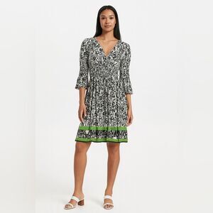 Max edition small bell sleeve black white print green stripe pullover stretch